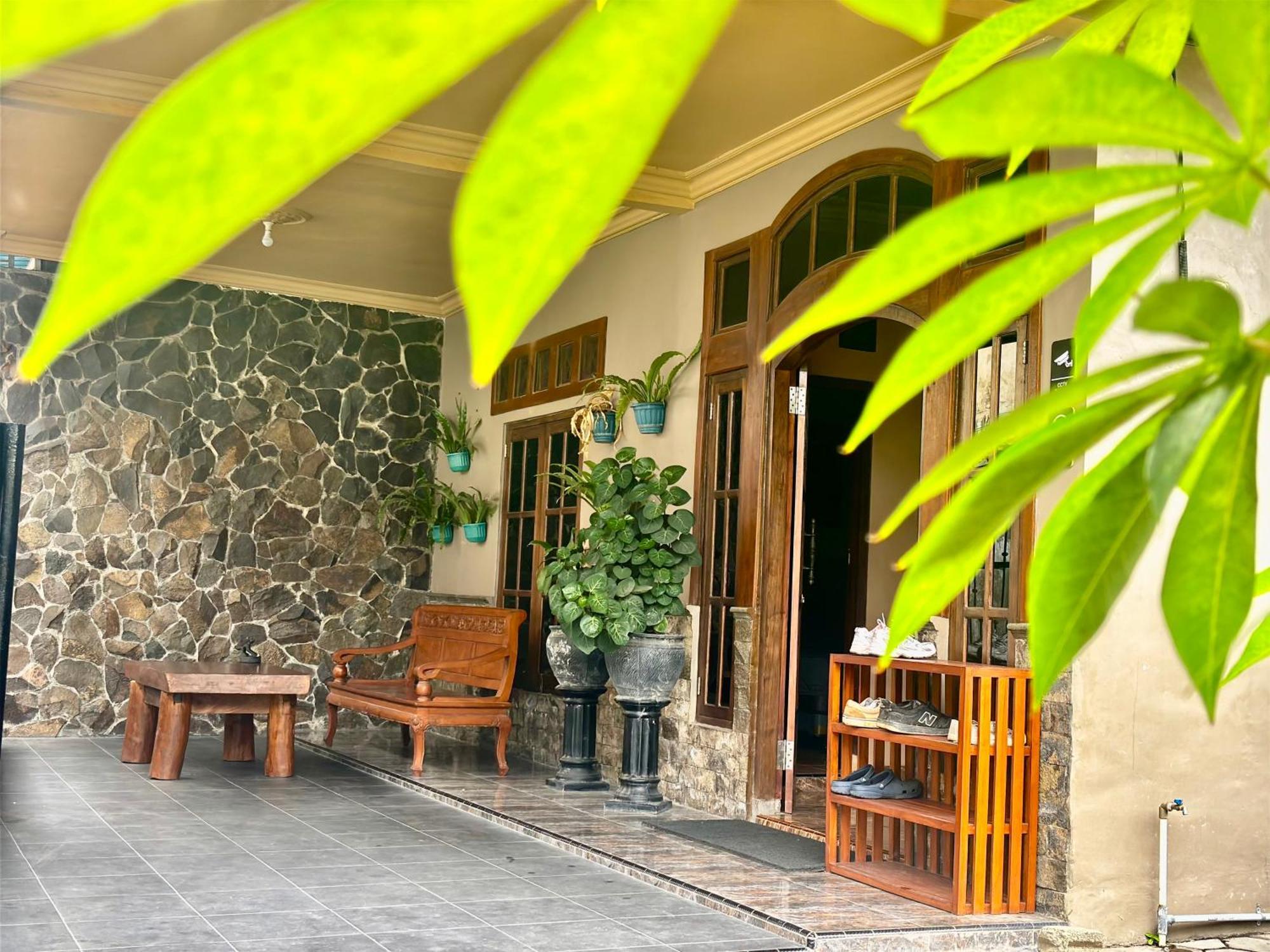 Good Feeling Ijen Banyuwangi Hostel Banyuwangi  Exterior photo